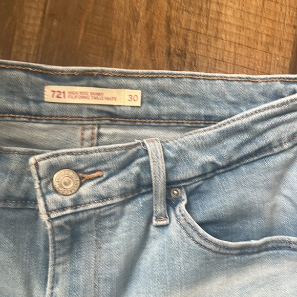 LEVIS 721 HIGH RISE SKINNY sz 30 - Picture 2 of 6